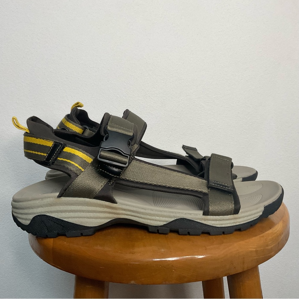 Ozark Trail Adjustable Outdoor Sandals Size 12 Men Summer Camping Lake